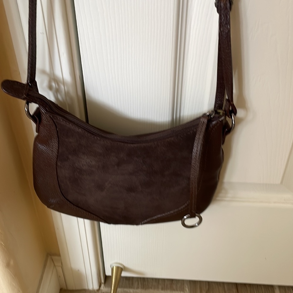 Sharif Studio Crossbody - Picture 3 of 9